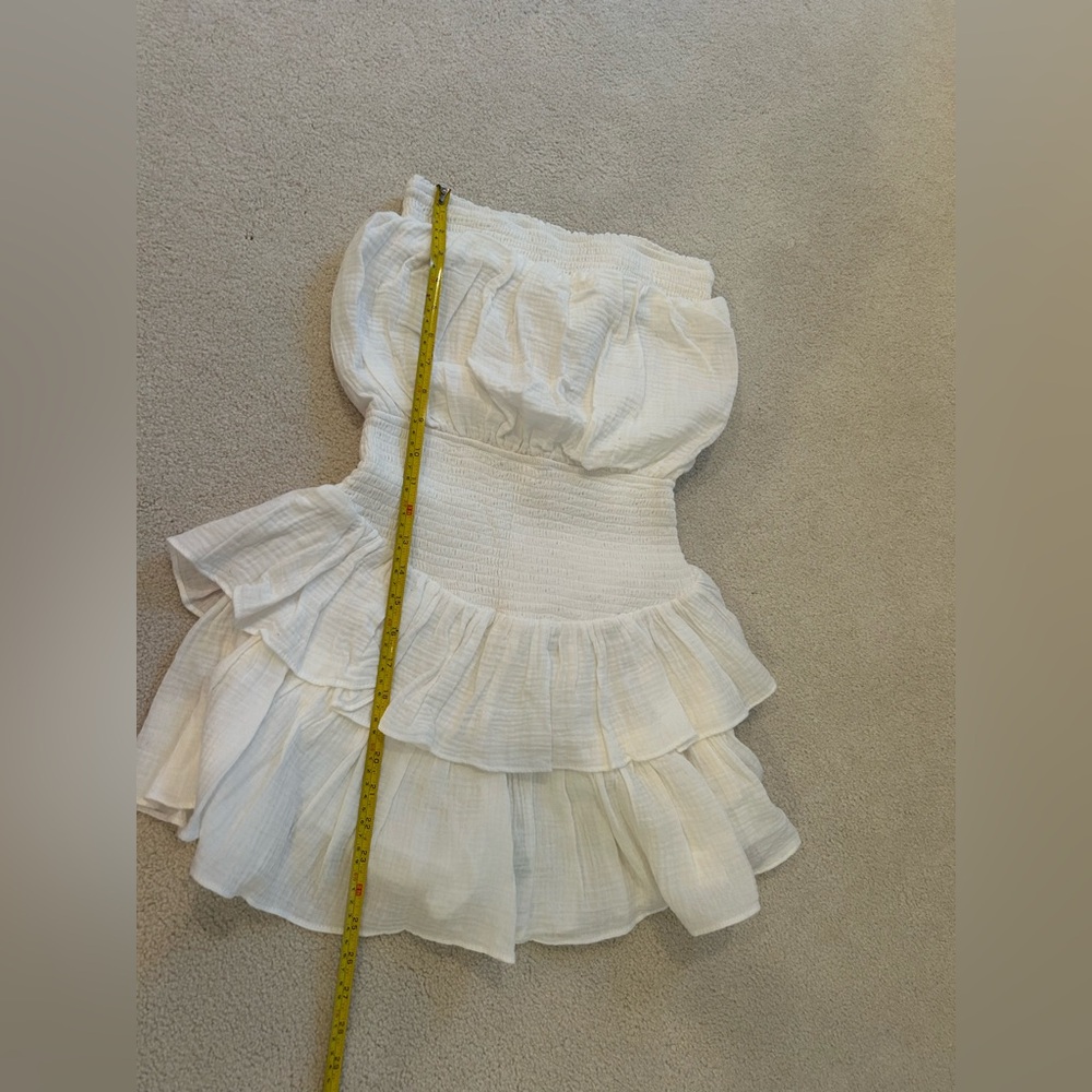 Elegant Strapless White Dress